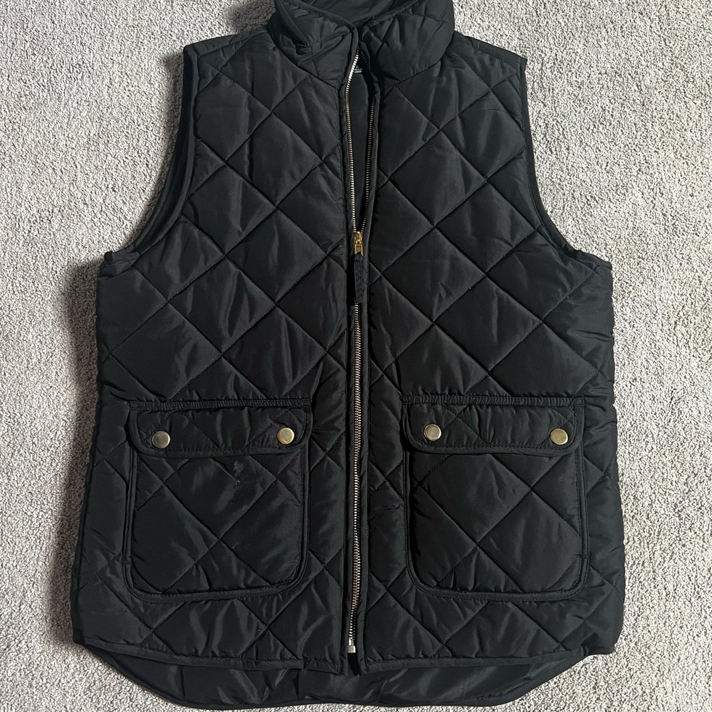 Black quilt pattern vest